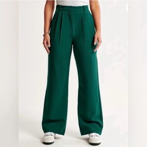 Abercrombie & Fitch Sloane Tailored Pant. Curve Love Size 27 SHORT. Dark Green
